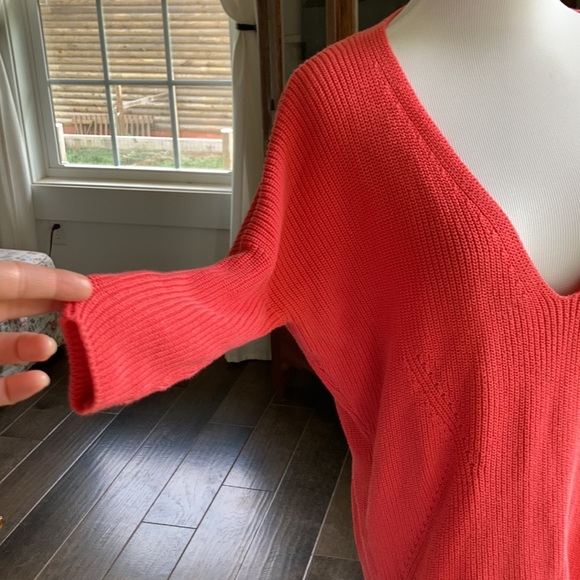 Express Coral Tunic Sweater, Size XS - Picture 2 of 6